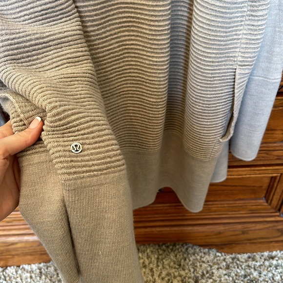 Lululemon Sit in Lotus Wrap - Picture 11 of 15